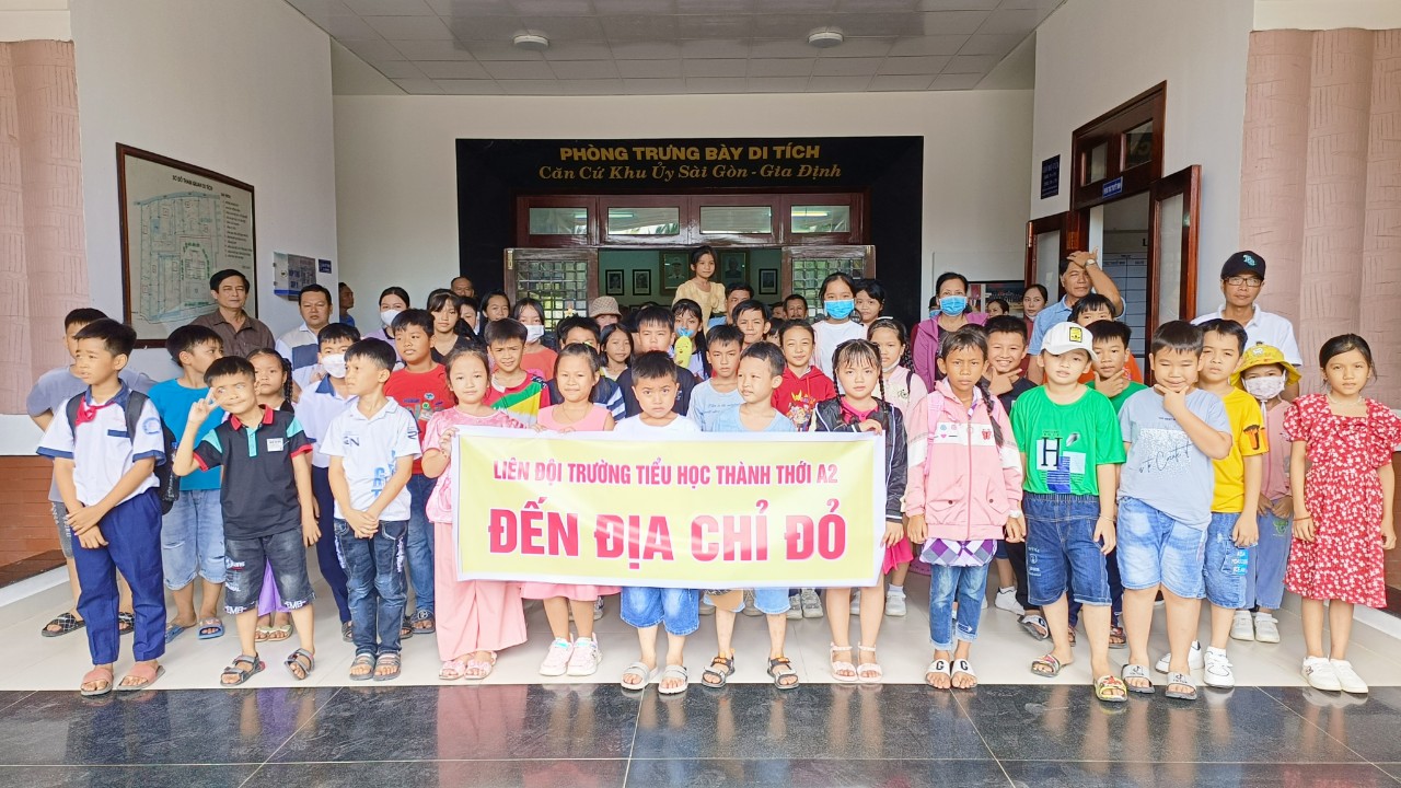 Hoạt động về nguồn